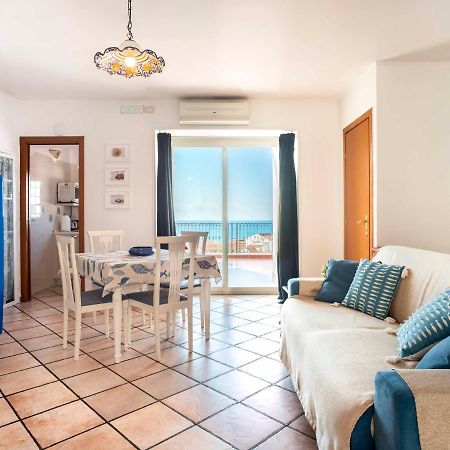 Palazzo Carrano Vietri Sul Mare Bed & Breakfast ภายนอก รูปภาพ