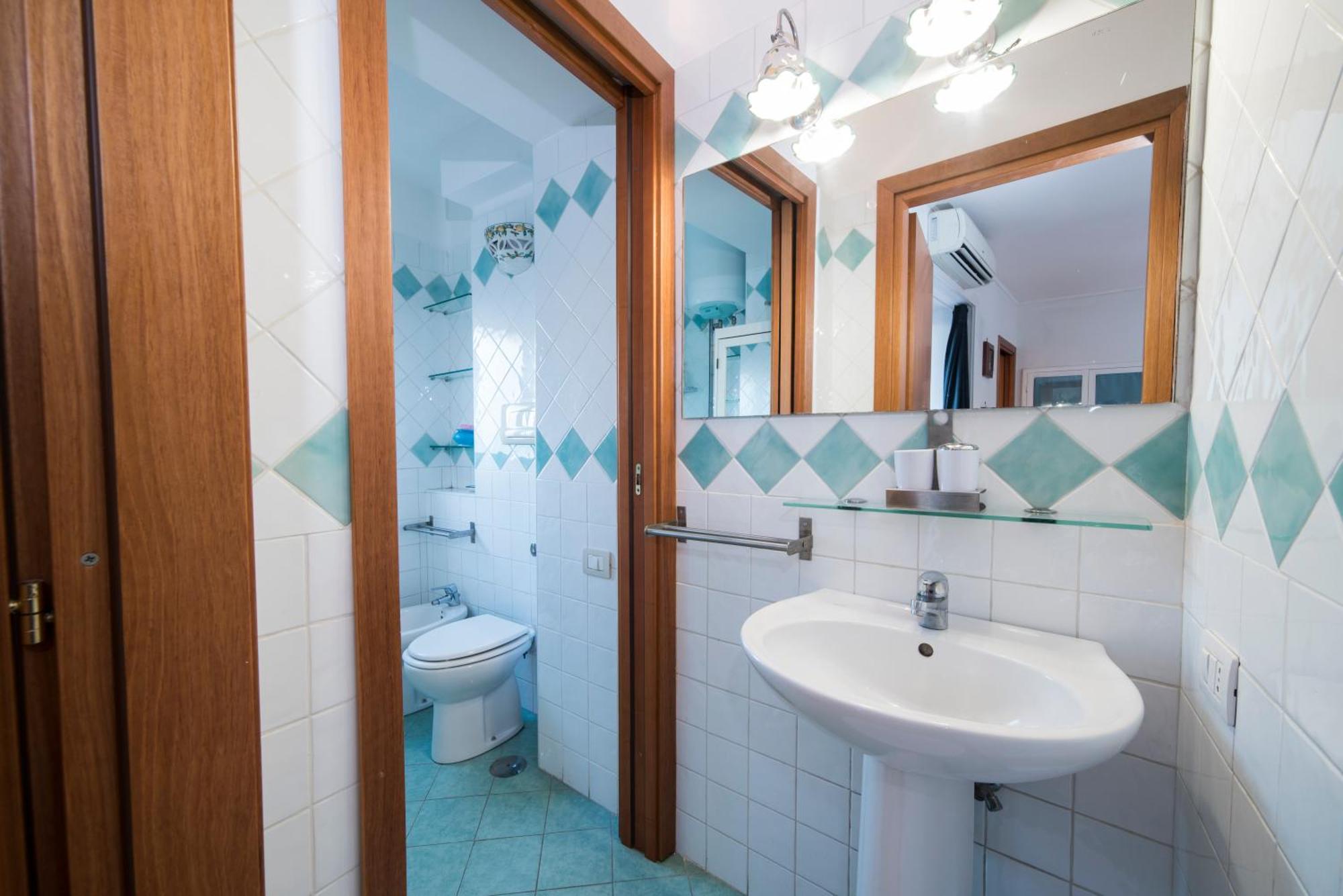 Palazzo Carrano Vietri Sul Mare Bed & Breakfast ภายนอก รูปภาพ